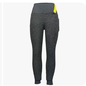 Kirkland Ladies’ Brushed Legging size Small NWT